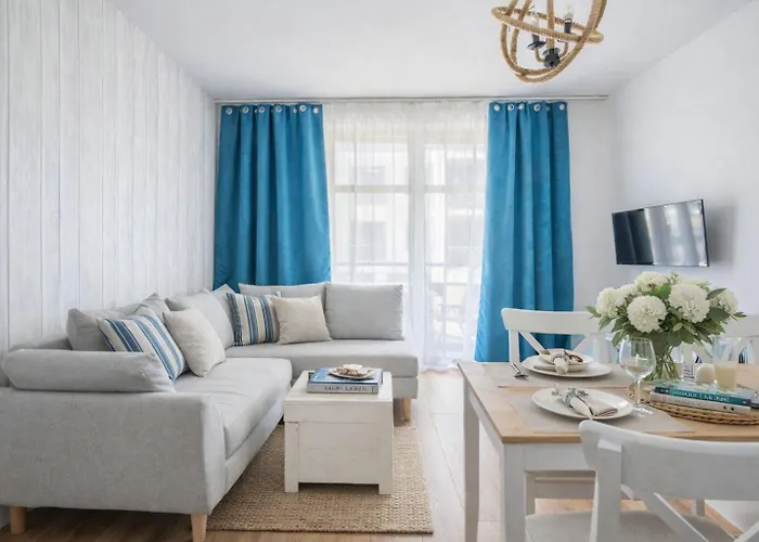 Bursztynowa Sopocka Przystan Z Wanna By - 300 M Do Plazy Parking Ergo Arena Lägenhet