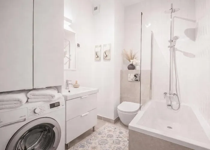 Bursztynowa Sopocka Przystan Z Wanna By - 300 M Do Plazy Parking Ergo Arena Lägenhet *